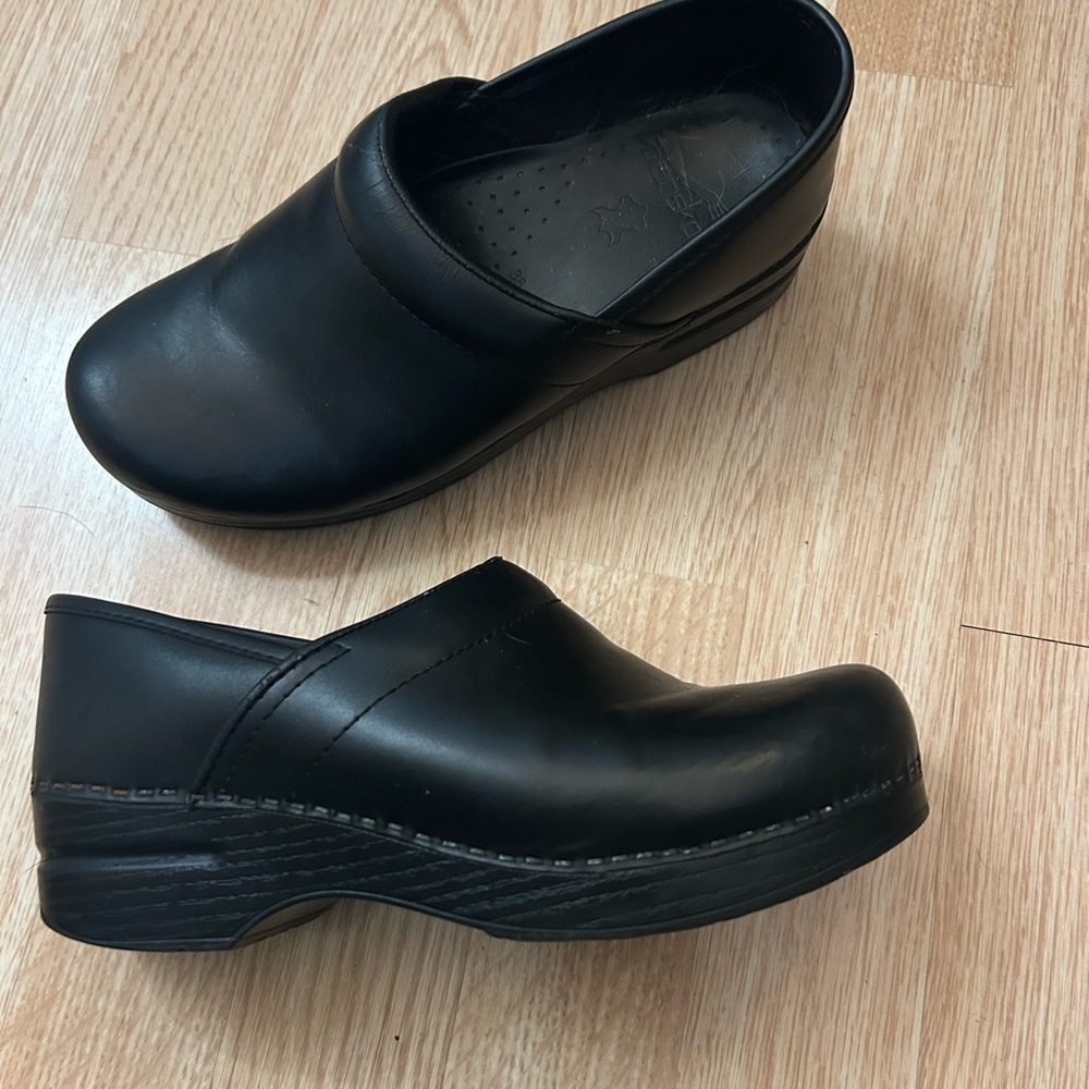 Dansko Women's Black Leather Clogs
